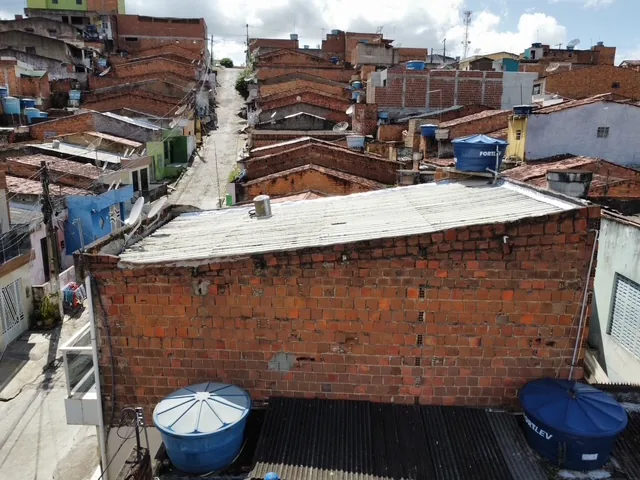 Telhado da residência antes da instalação, sem nenhum módulo solar